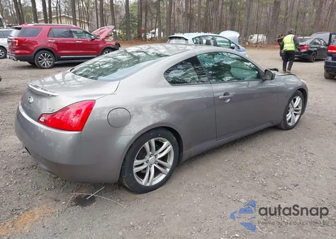 2008 Infiniti G37 Journey z USA, uszkodzony, nr VIN JNKCV64E68M124624